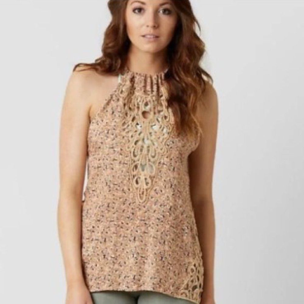 Gimmicks by BKE Floral High Neck Halter Top with cream crochet cut out size S